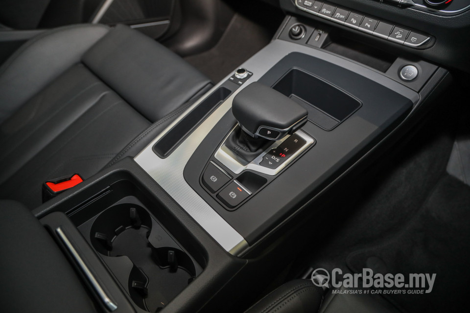 Audi Q5 Sportback FY (2021) Interior
