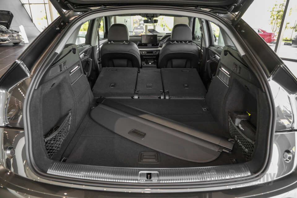 Audi Q5 Sportback FY (2021) Interior