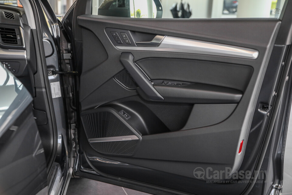 Audi Q5 Sportback FY (2021) Interior