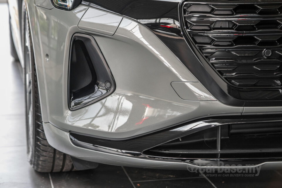 Audi Q8 e-tron Mk1 (2023) Exterior