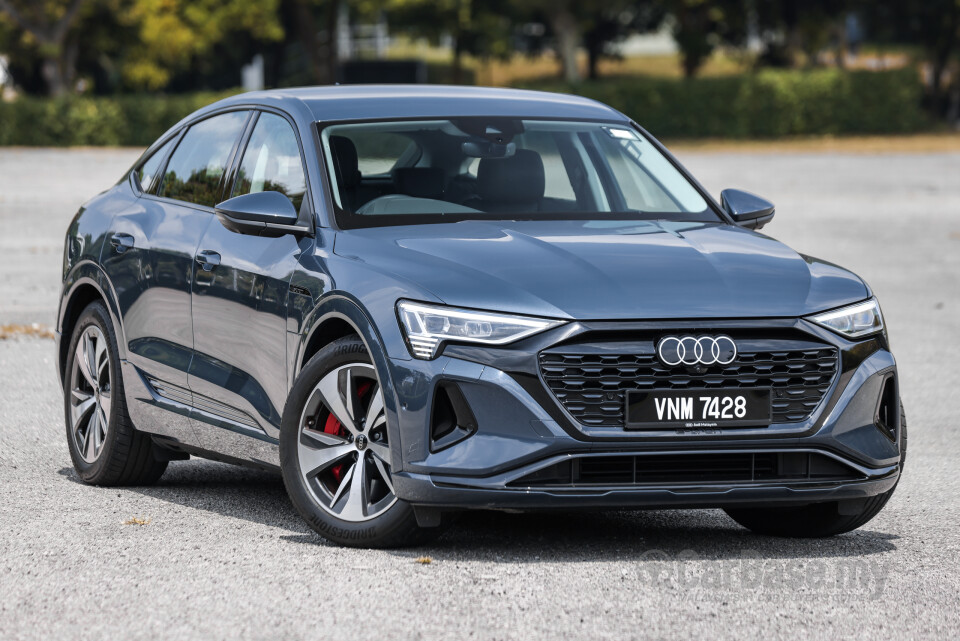 Audi Q8 e-tron Mk1 (2023) Exterior
