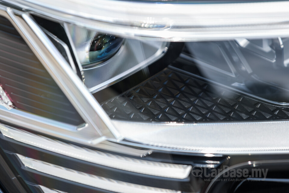 Audi Q8 e-tron Mk1 (2023) Exterior