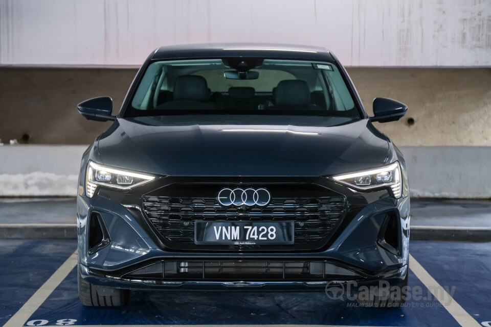 Audi Q8 e-tron Mk1 (2023) Exterior
