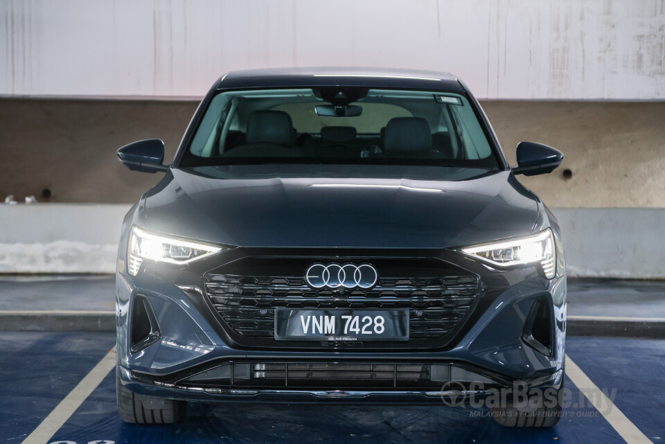 Audi Q8 e-tron Mk1 (2023) Exterior