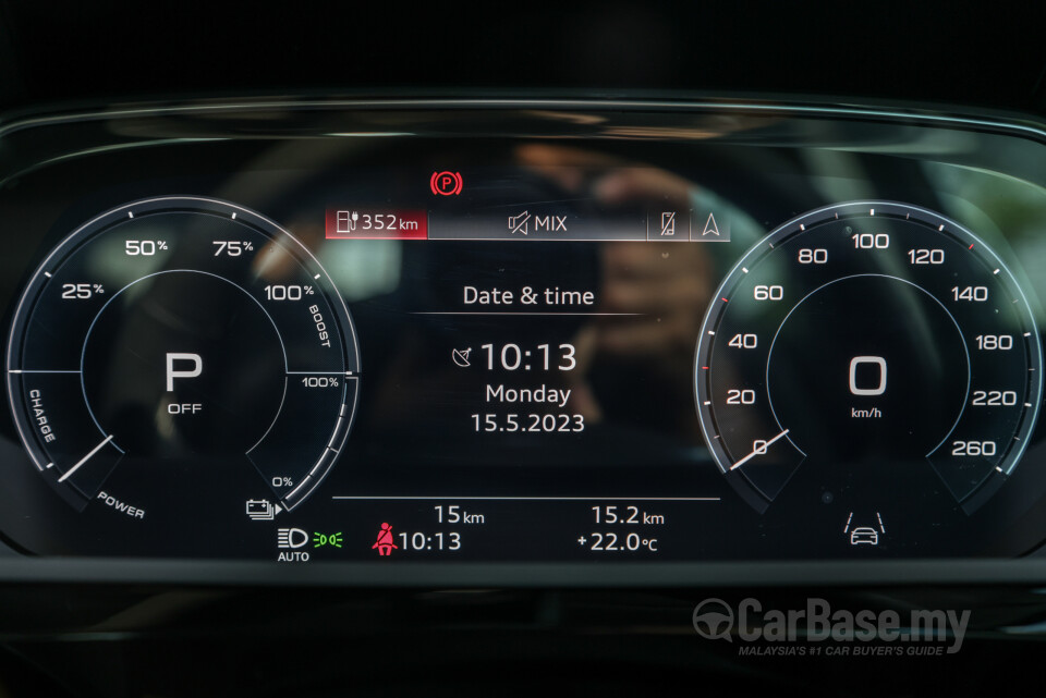 Audi Q8 e-tron Mk1 (2023) Interior