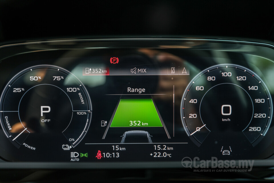 Audi Q8 e-tron Mk1 (2023) Interior