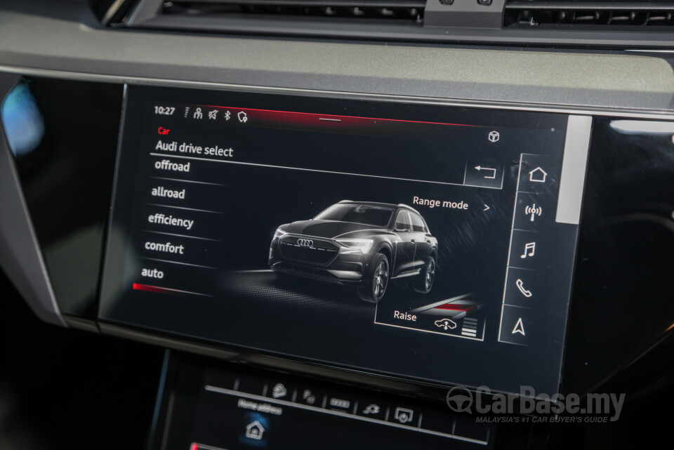 Audi Q8 e-tron Mk1 (2023) Interior