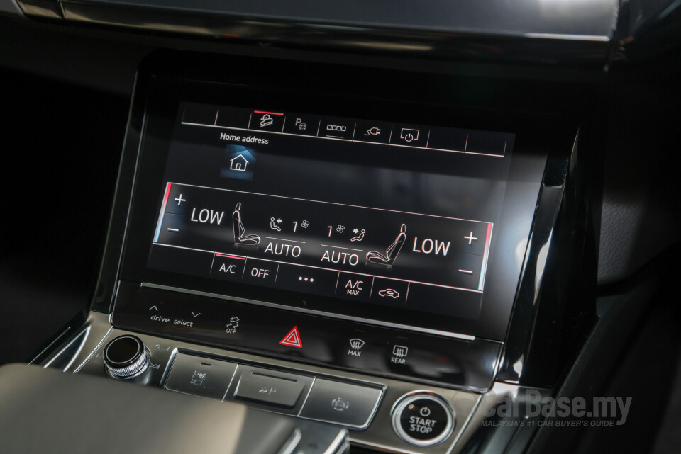 Audi Q8 e-tron Mk1 (2023) Interior