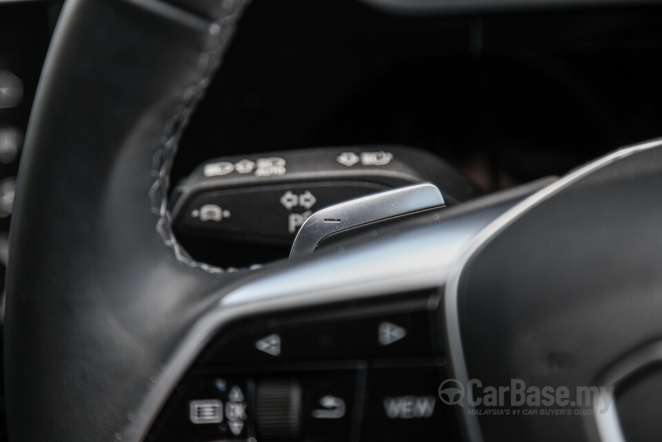 Audi Q8 e-tron Mk1 (2023) Interior