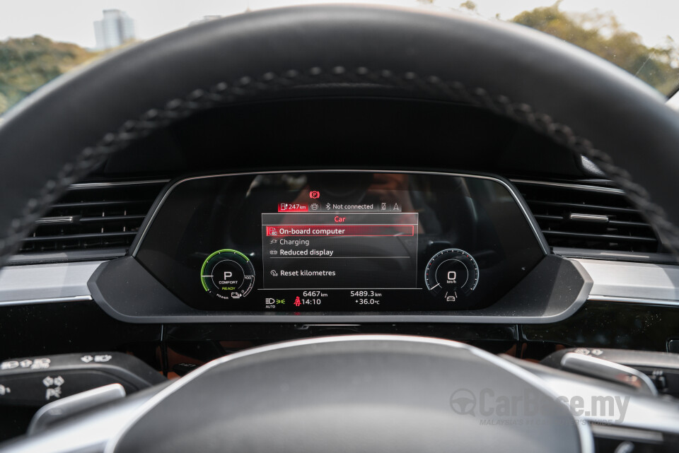 Audi Q8 e-tron Mk1 (2023) Interior