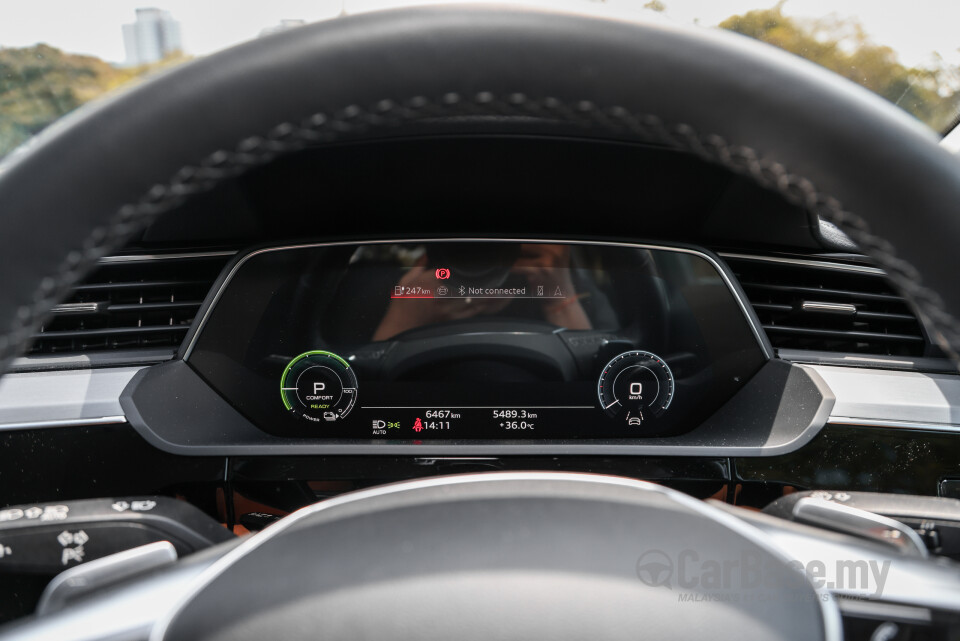 Audi Q8 e-tron Mk1 (2023) Interior
