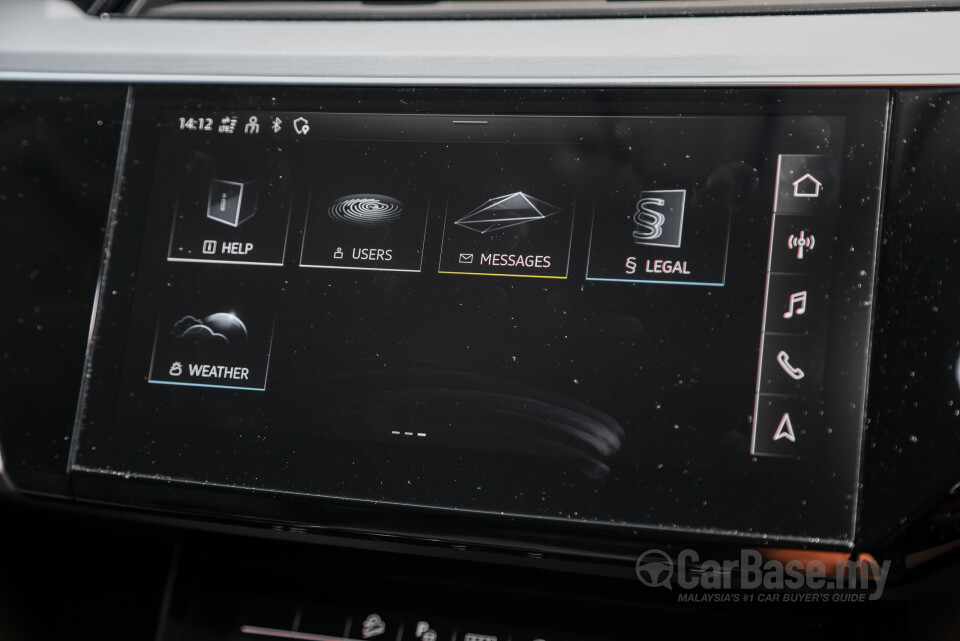 Audi Q8 e-tron Mk1 (2023) Interior