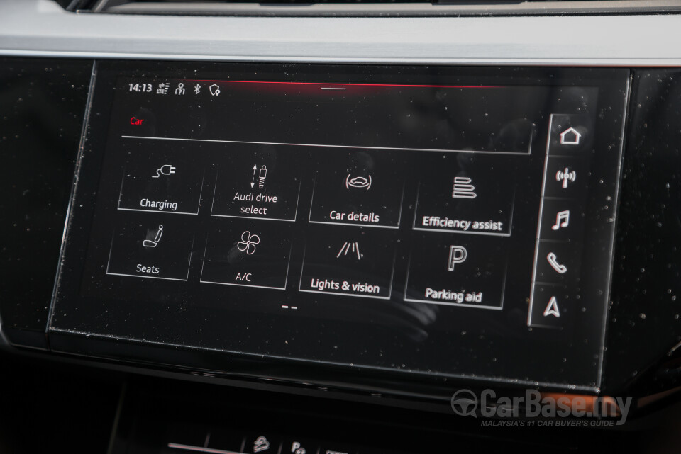 Audi Q8 e-tron Mk1 (2023) Interior
