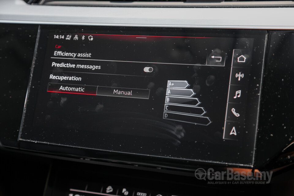 Audi Q8 e-tron Mk1 (2023) Interior