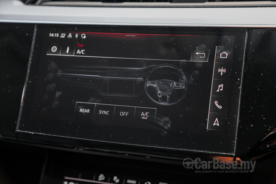 Audi Q8 e-tron Mk1 (2023) Interior