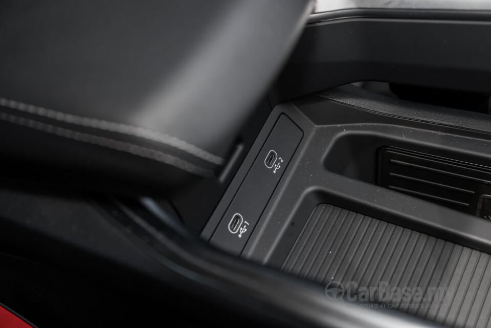 Audi Q8 e-tron Mk1 (2023) Interior
