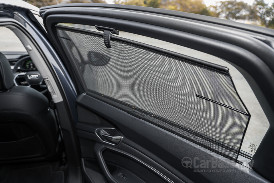 Audi Q8 e-tron Mk1 (2023) Interior