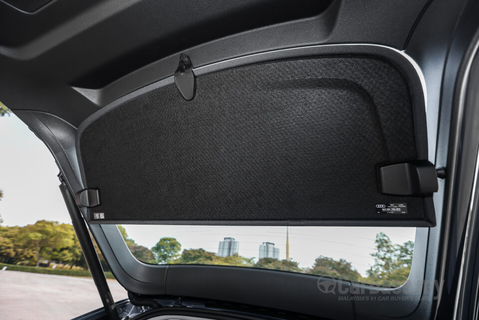 Audi Q8 e-tron Mk1 (2023) Interior