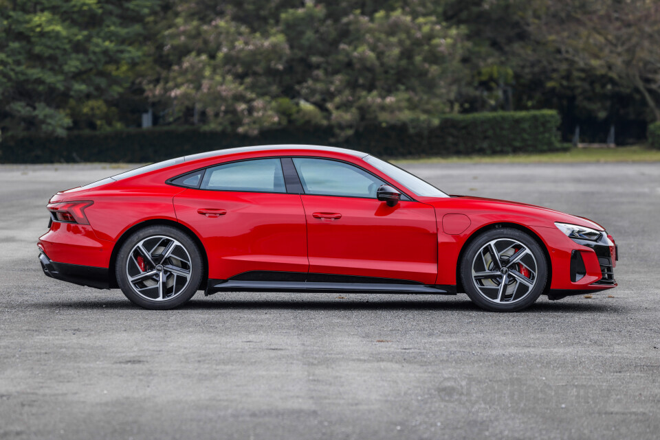 Audi e-tron GT Mk1 (2023) Exterior