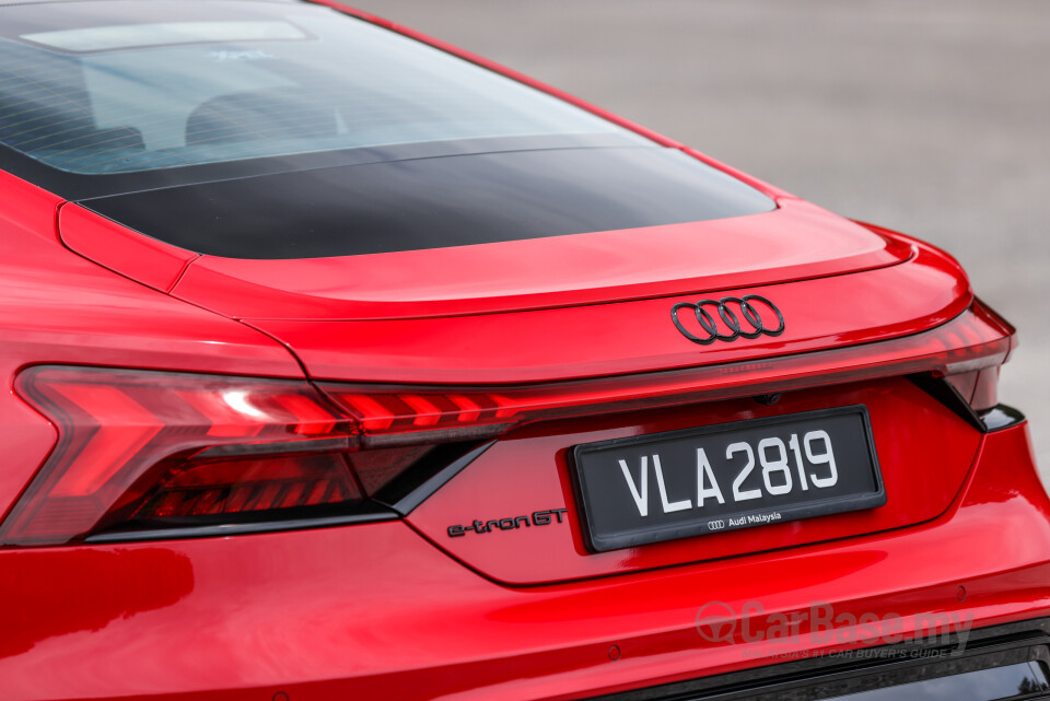 Audi e-tron GT Mk1 (2023) Exterior