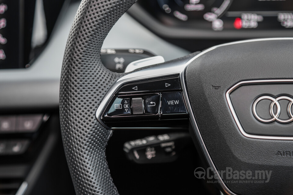 Audi e-tron GT Mk1 (2023) Interior