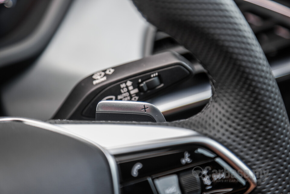 Audi e-tron GT Mk1 (2023) Interior