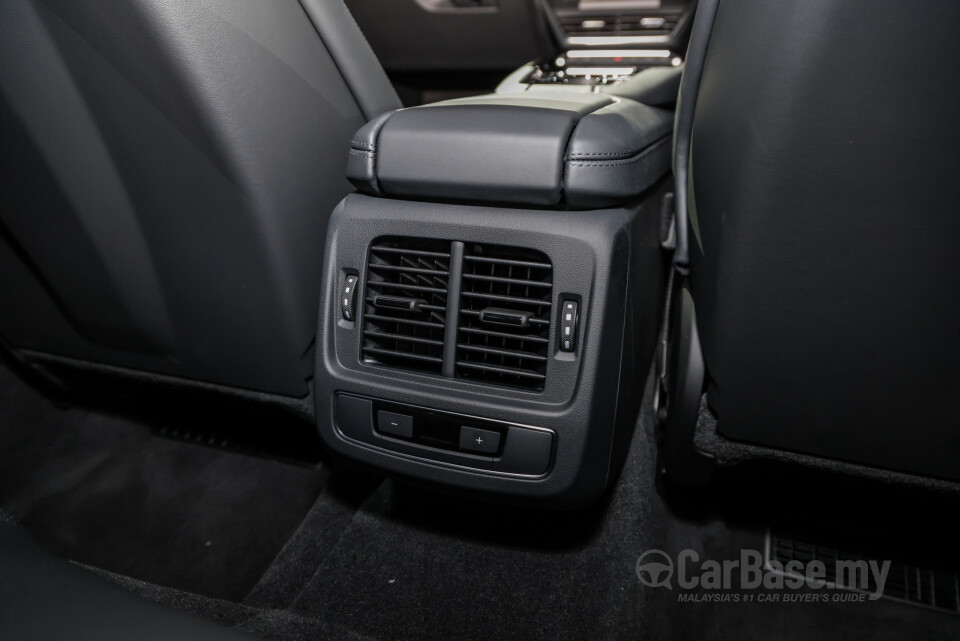 Audi e-tron GT Mk1 (2023) Interior