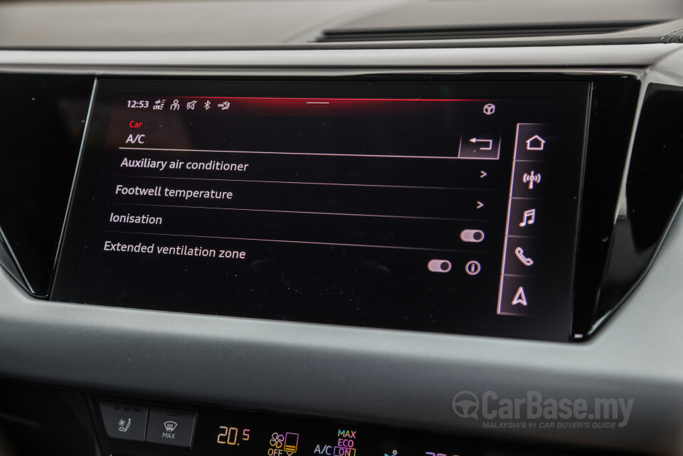 Audi e-tron GT Mk1 (2023) Interior