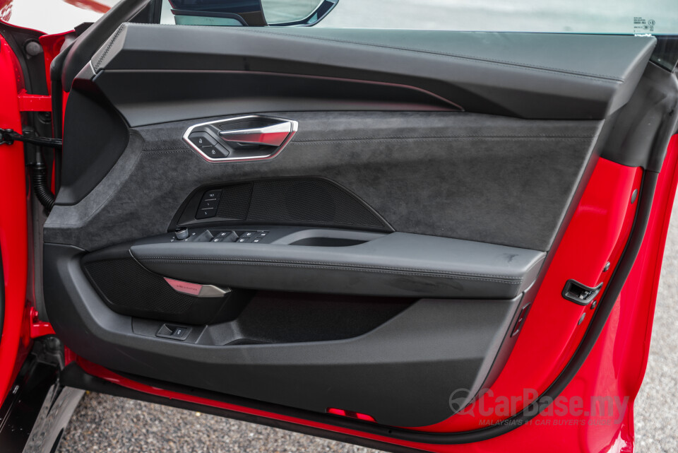 Audi e-tron GT Mk1 (2023) Interior