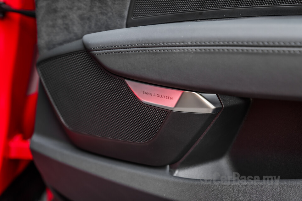 Audi e-tron GT Mk1 (2023) Interior