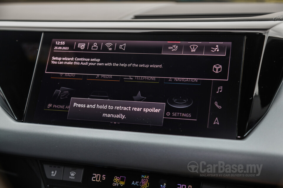 Audi e-tron GT Mk1 (2023) Interior