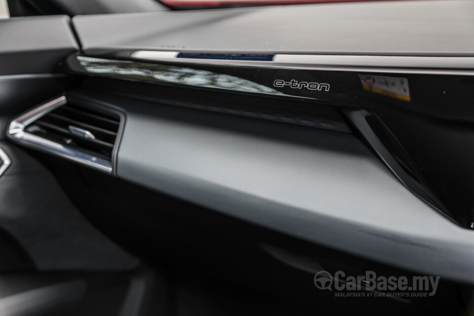 Audi e-tron GT Mk1 (2023) Interior