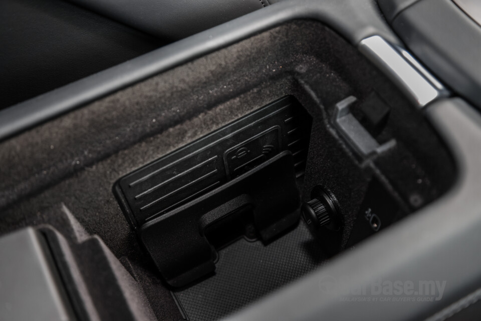 Audi e-tron GT Mk1 (2023) Interior
