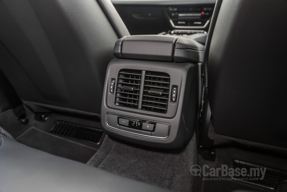 Audi e-tron GT Mk1 (2023) Interior