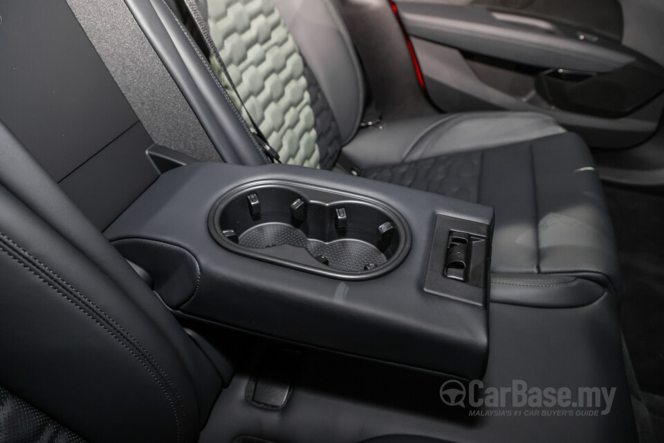 Audi e-tron GT Mk1 (2023) Interior