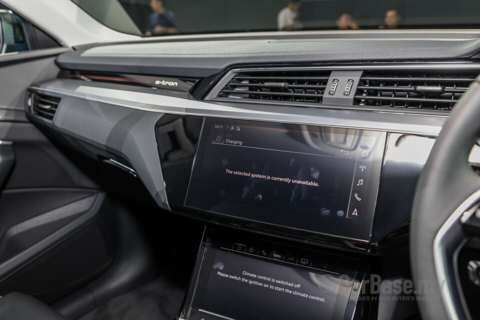 Audi Q8 e-tron Sportback Mk1 (2023) Interior