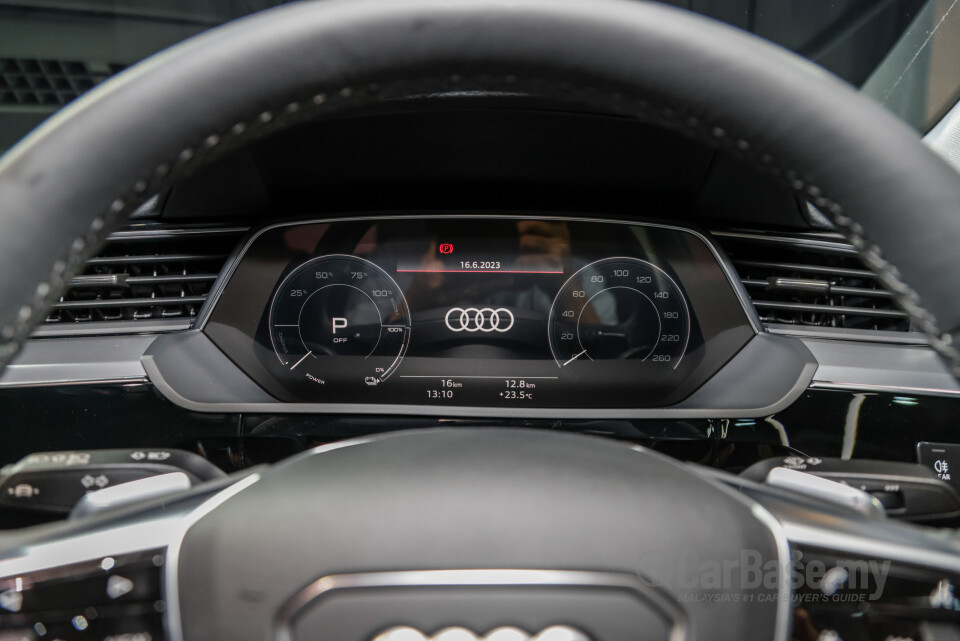 Audi Q8 e-tron Sportback Mk1 (2023) Interior