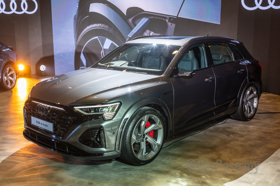 Audi SQ8 e-tron Mk1 (2024) Exterior