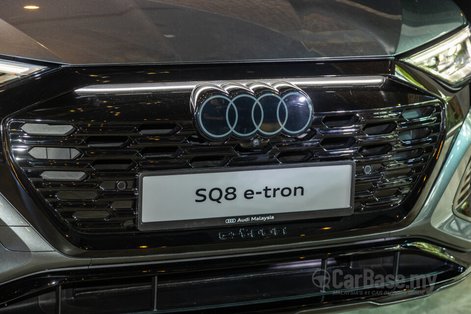 Audi SQ8 e-tron Mk1 (2024) Exterior