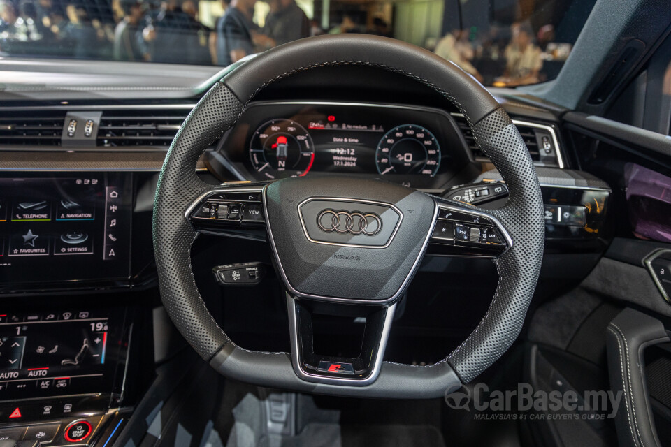 Audi SQ8 e-tron Mk1 (2024) Interior