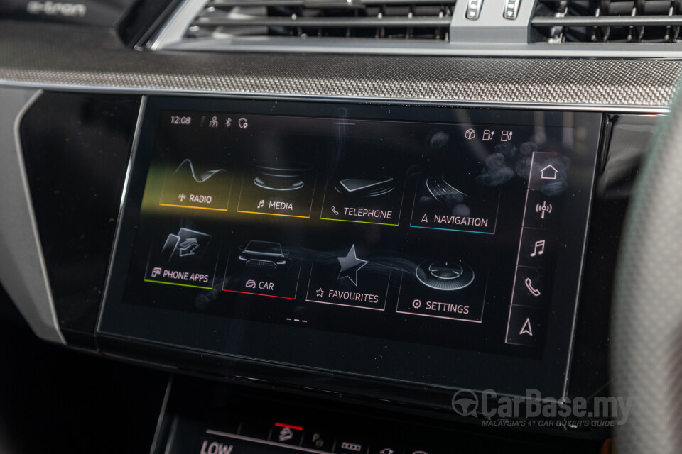Audi SQ8 e-tron Mk1 (2024) Interior