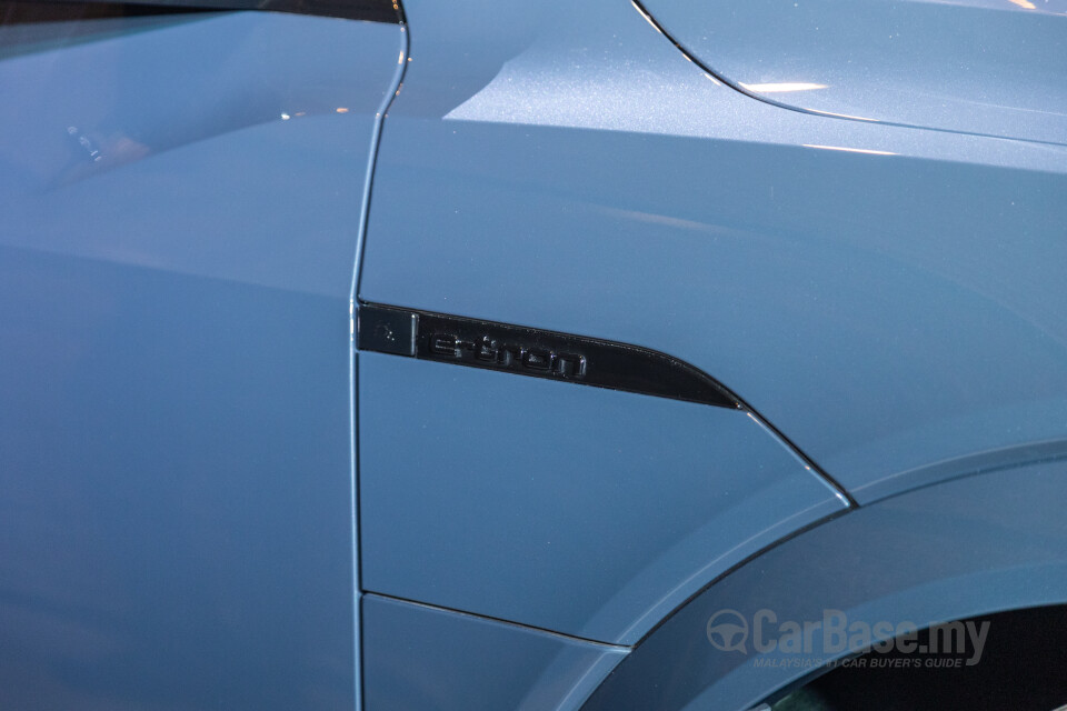 Audi SQ8 Sportback e-tron Mk1 (2024) Exterior