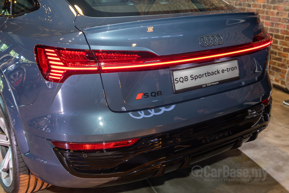 Audi SQ8 Sportback e-tron Mk1 (2024) Exterior
