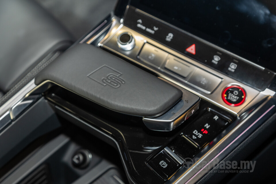 Audi SQ8 Sportback e-tron Mk1 (2024) Interior