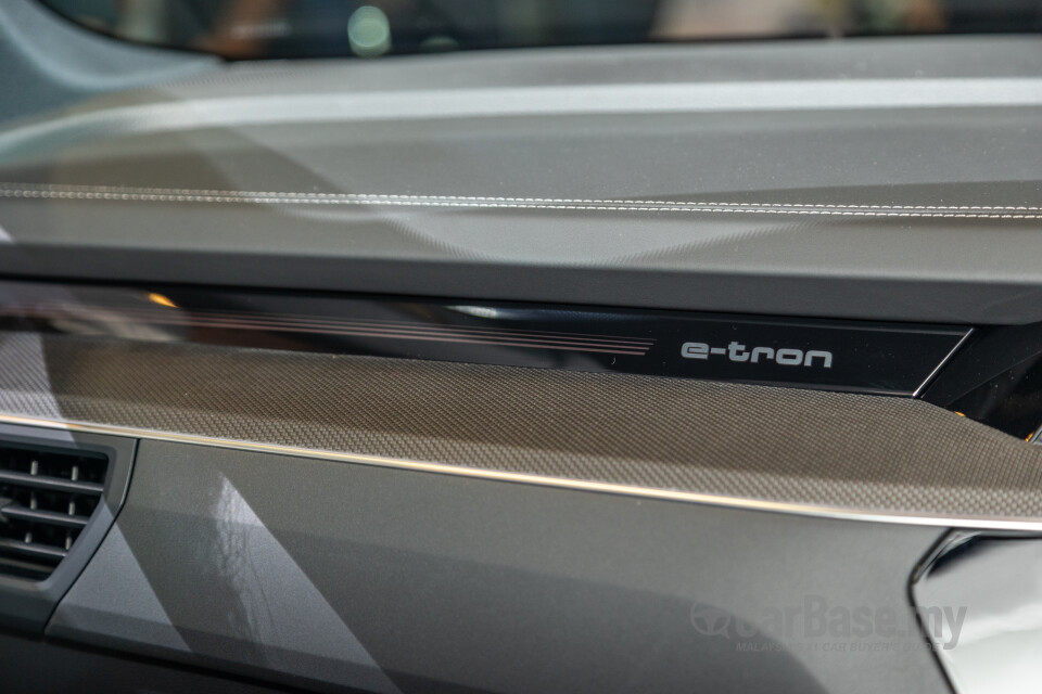 Audi SQ8 Sportback e-tron Mk1 (2024) Interior