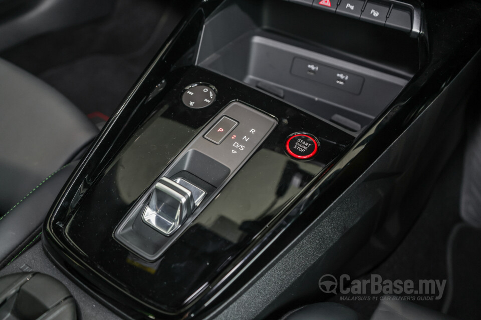 Audi RS3 Sedan 8Y (2023) Interior