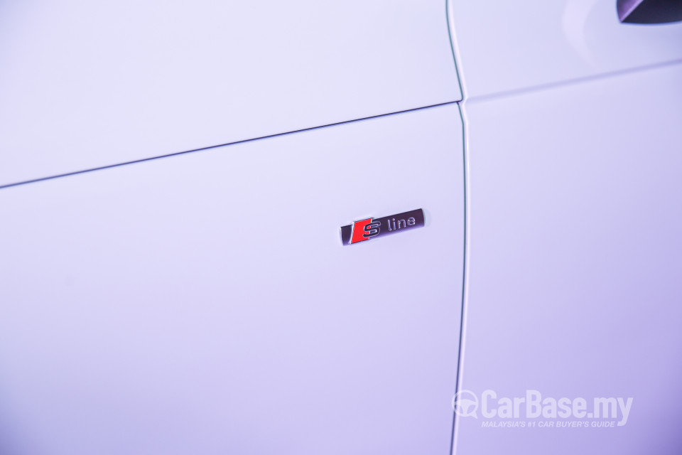 Audi A4 B9 (2016) Exterior