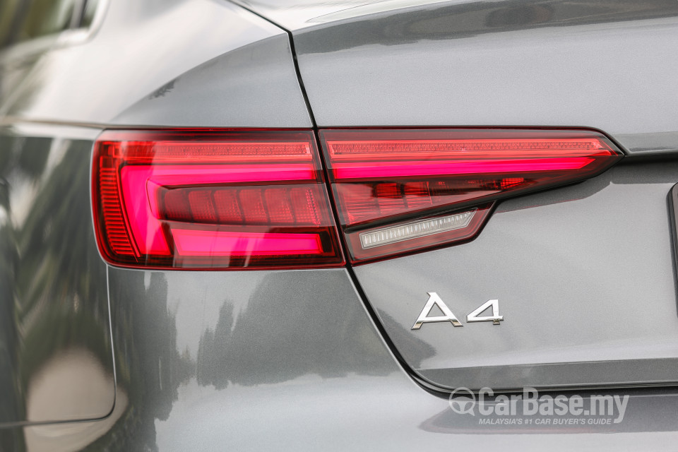 Audi A4 B9 (2016) Exterior