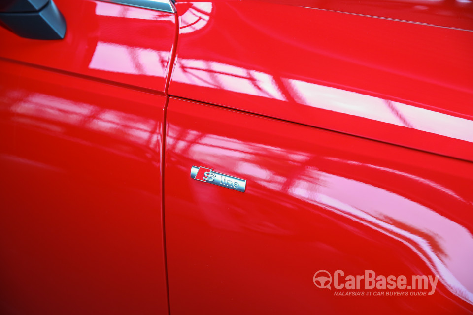 Audi A4 B9 (2016) Exterior