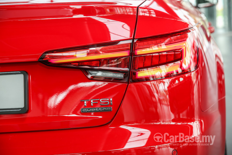 Audi A4 B9 (2016) Exterior